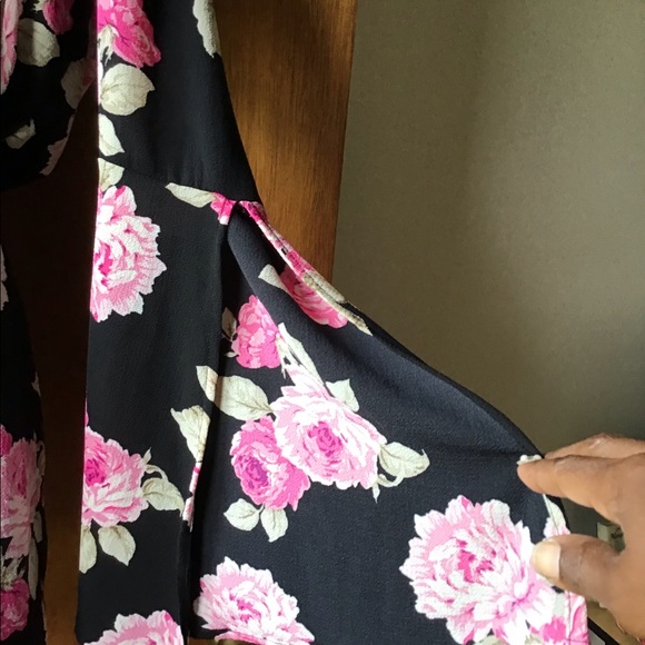 Floral Short Rumper - worn once - Picture 3 of 3